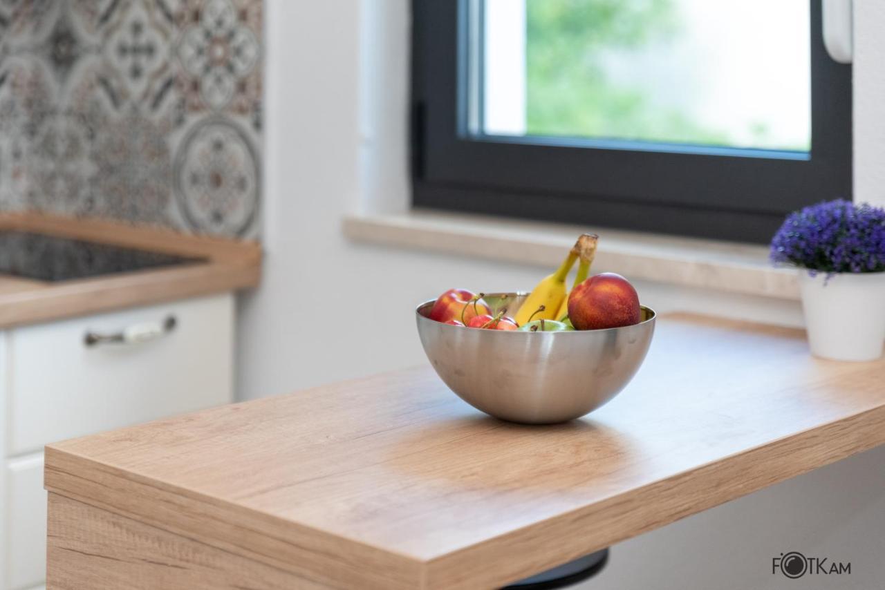 Libar Studio Apartments Baška Voda Eksteriør bilde