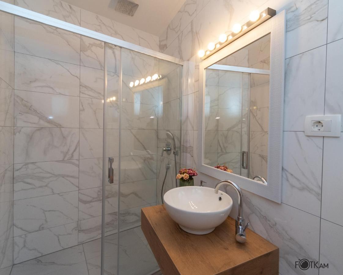 Libar Studio Apartments Baška Voda Eksteriør bilde