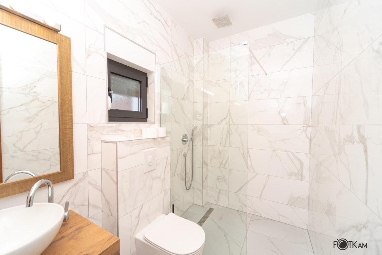Libar Studio Apartments Baška Voda Eksteriør bilde