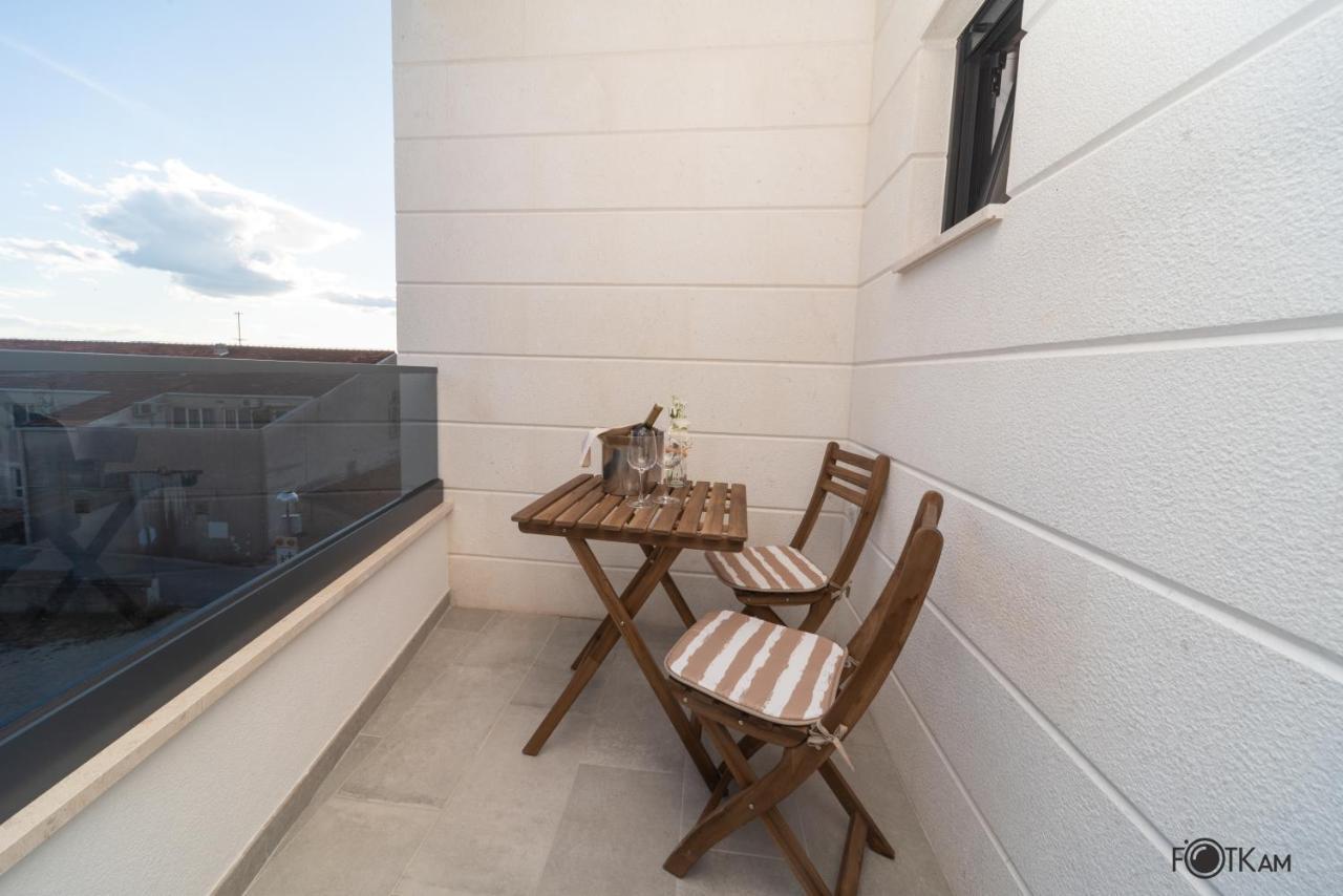 Libar Studio Apartments Baška Voda Eksteriør bilde